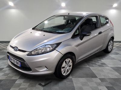FORD - FIESTA 1.25 82 AMBIENTE - ES - Mise en service: 31/01…
