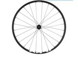 la roue avant d'un VTT sur fond blanc