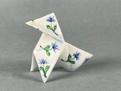 Emile GALLE (Lorraine). Petite cocotte en faïence émaillée p… - Photo 1