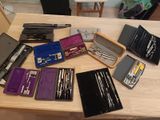 a lot of tools that are sitting on a table