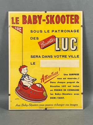une ancienne publicité pour un « baby-skooter » avec un enfant dans une voiture rouge