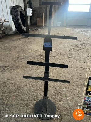 UN PRESENTOIR - Photo 1