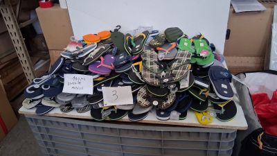 Lot de 100 paires de tongs pour homme, différents coloris, d…