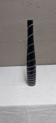 MURANO (Venise) - XXe siècle. VASE soliflore tubulaire Verre…