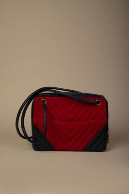 sac à bandoulière matelassé rouge et noir