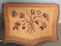 Petite commode (ou chevet) galbée de style Louis XV en bois … (photo 3)