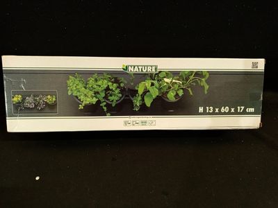 Lot de 17 jardinières murales - intérieur ou extérieur