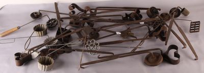 [ ALIMENTAIRE ] Très important ensemble de moule à beignets … - Photo 1