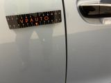 a sticker on the door of a car that says vpauto