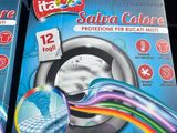 trois tubes de dentifrice empilés les uns sur les autres