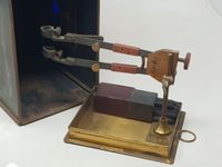 Lanterne magique en tôle et laiton, vers 1900 - H. (photo 4)