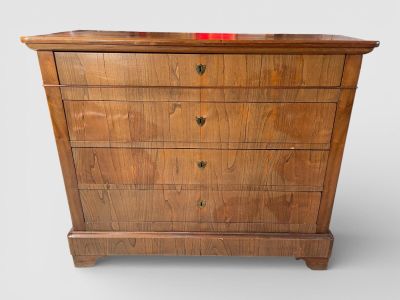 COMMODE ouvrant par 4 tiroirs en bois et placage de bois. - Photo 1