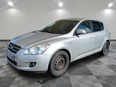 KIA - CEE'D 1.6L CRDI 115 ACTIVE - GO - Mise en service: 26/…