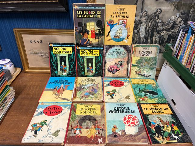 Bande dessinée – Les Aventures de Tintin. 14 albums dont certains...