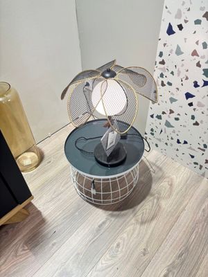 Lampe palmier COCO MAISON modèle FARM (pv 129€) et bout de c… - Photo 1