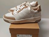 Baskets Nike Air Force 1 Low en blanc et beige clair