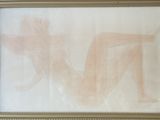 une photo d'un tableau représentant une femme nue, dans un cadre doré