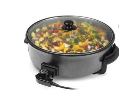 une image représentant une casserole contenant des légumes