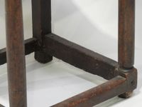 Chaise à dos, le dossier rectangulaire et l'assise garnis de… (photo 5)