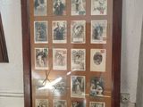 une photo d'une photo encadrée représentant des joueurs de baseball