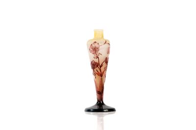 an image of a glass vase with flowers on it on a white surface