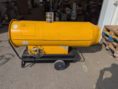 Chauffage fioul à air pulsé à combustion indirecte avec cuve…