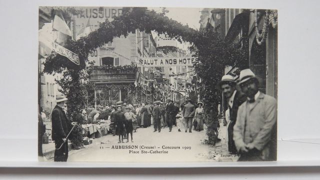 Aubusson : Concours 1909. Place Ste-Catherine (Luquet 11). État s...