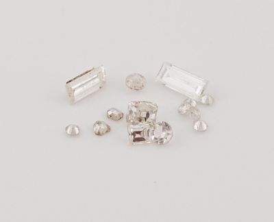 a group of white diamonds on a white surface