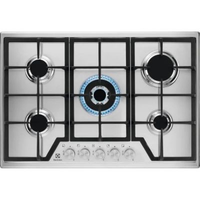 une image d'une cuisinière en acier inoxydable à quatre brûleurs