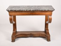 Console en placage d'acajou ouvrant par un tiroir en ceintur…
