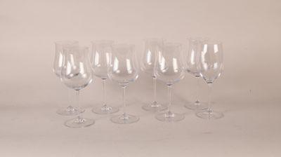 * - SEVRES. Réunion de huit verres à dégustation à vin.