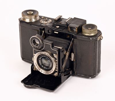 Appareil photo Zeiss-Ikon Super Nettel I avec télémètre