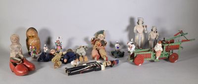 a lot of figurines that are sitting on a table