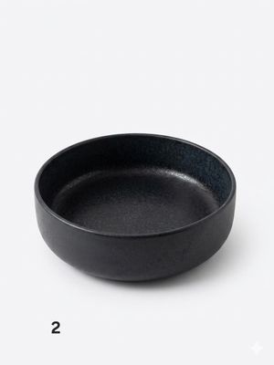 Lot de 39 assiettes Hautes noires VENDUES EN L'ÉTAT