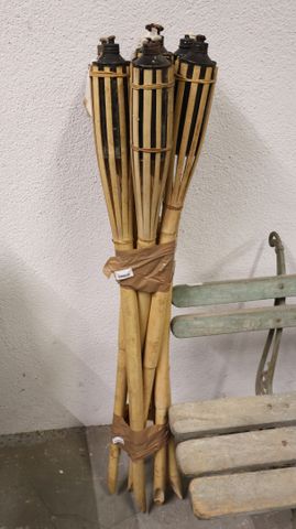 Lot de 7 flambeaux extérieurs