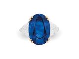 une bague en saphir et diamant