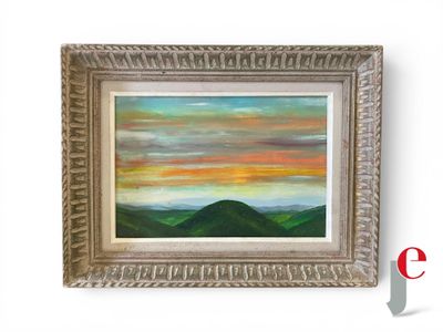 une image représentant un tableau représentant un coucher de soleil sur une chaîne de montagnes