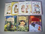 plusieurs livres pour enfants sont alignés sur une table