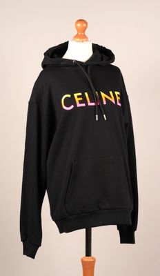 sweat à capuche noir avec l'inscription « Celine » dessus