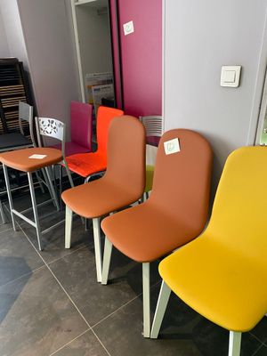 VENTE SUR DESIGNATION - LOT 2 - Trois chaises hautes - 6 Cha…