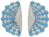 une paire de boucles d'oreilles en turquoise et diamants