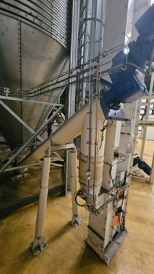 an image of a machine that is in a factory