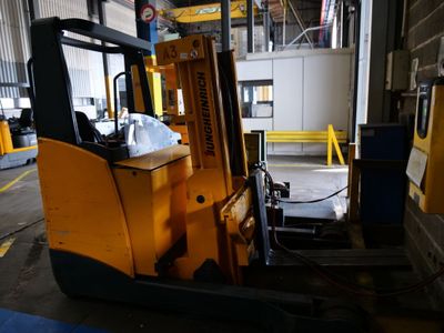 1 Chariot Lateral Jungheinrich Etv 340, Capacite 4 Tonnes, H…