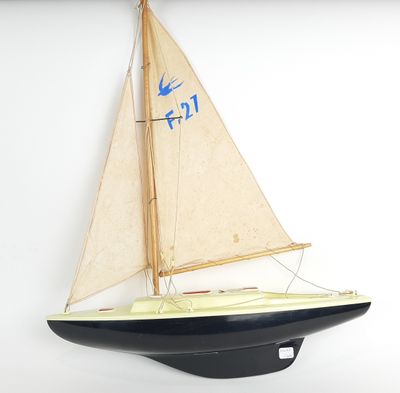 Voilier de bassin Giraud Sauveur, modèle F27. Etat d'usage