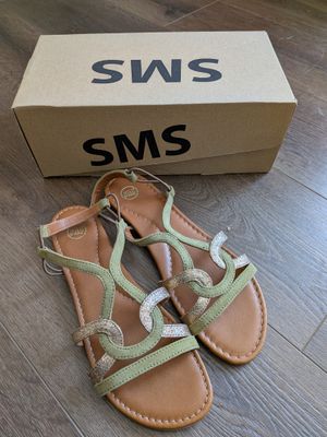Paire de chaussures de marque SMS