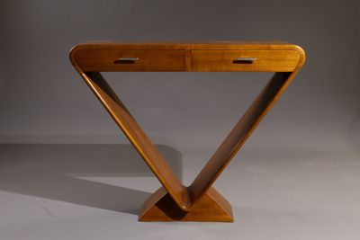 Console en placage de noyer ouvrant à deux tiroirs en ceinture, le piè - Photo 1