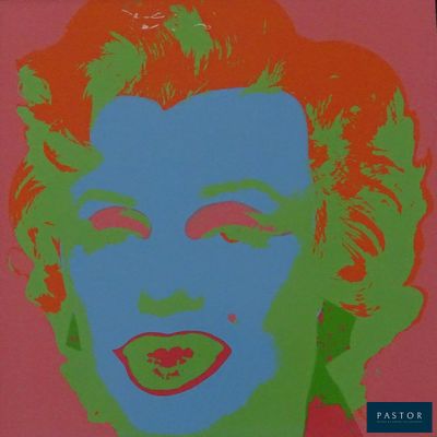 une image représentant un tableau de Marilyn Monroe sur fond rose