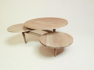 deux tables superposées