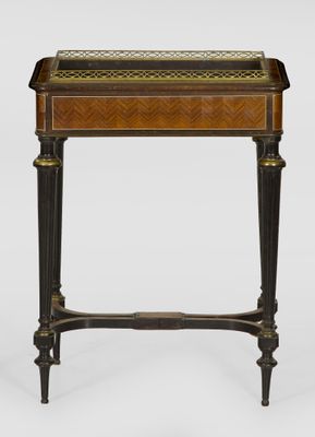 a small table with a drawer on the top and a drawer on the bottom