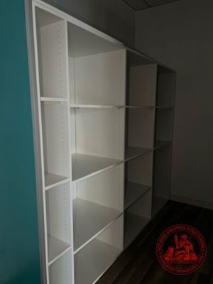 Dressing aménagé sur-mesure en stratifié bois blanc environ …